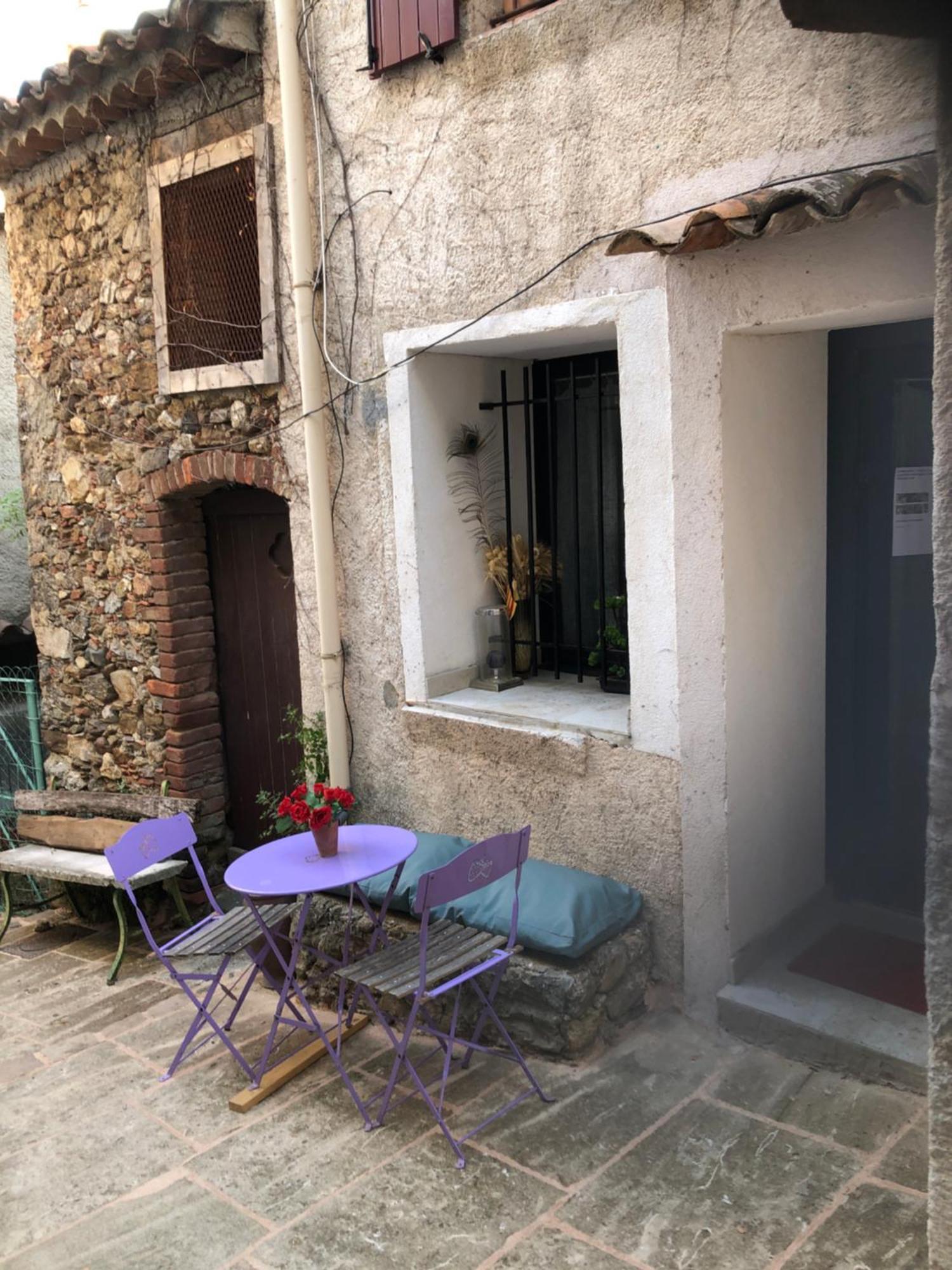 Logement Neuf Centre Du Village Aux Pieds Du Chateau Grimaud Exteriér fotografie